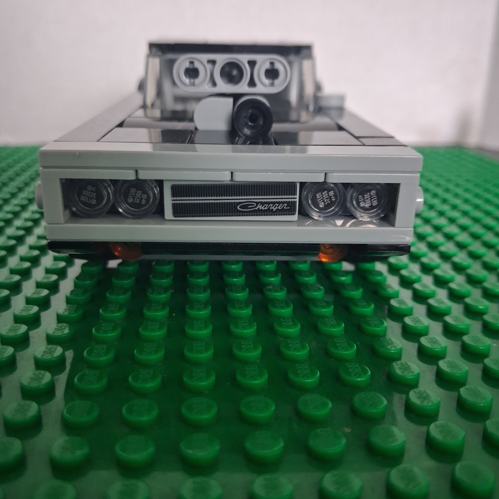 LEGO SPEED CHAMPIONS: Fast & Furious 1970 Dodge Charger R/T (76912) Used - Picture 2 of 7